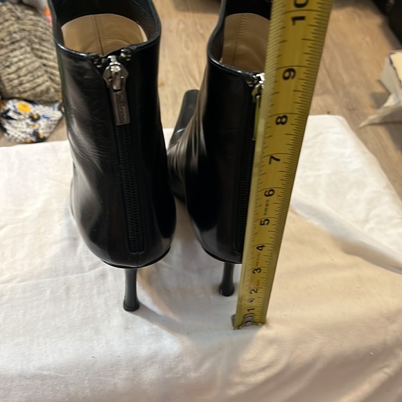 Jimmy Choo shoe - Picture 7 of 10